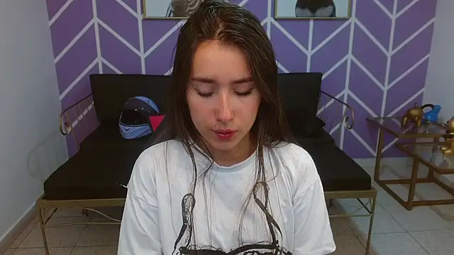 Adhara Kitten online show from 10, 1, 2026