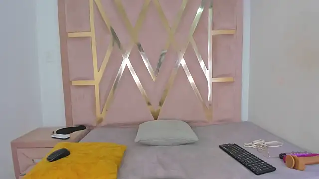 Snapshot of dannyasm chatting on 28, 10, 2025 dannyasm online show from 28, 10, 2025