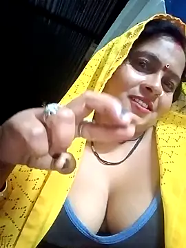 Hot komal1 online show from 4, 5, 2026