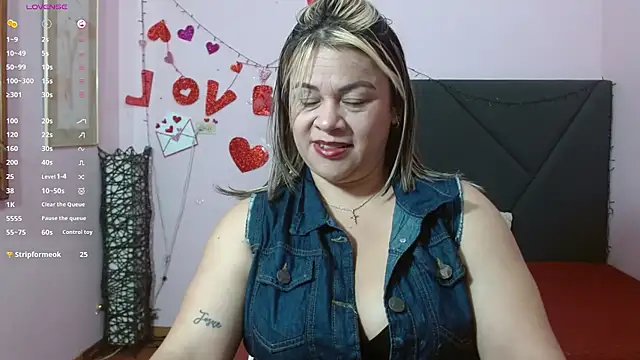 Snapshot of pamela_echeverria chatting on 15, 6, 2026 pamela echeverria online show from 15, 6, 2026