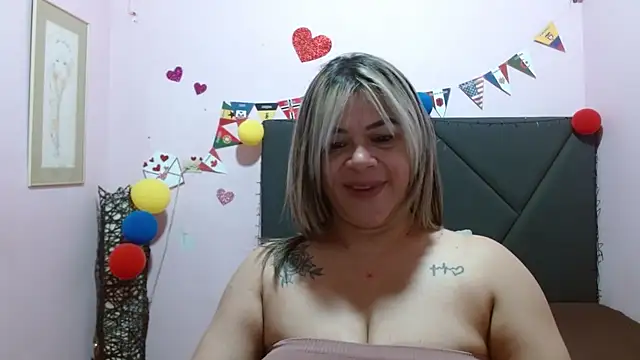 Snapshot of pamela_echeverria chatting on 10, 7, 2026 pamela echeverria online show from 10, 7, 2026