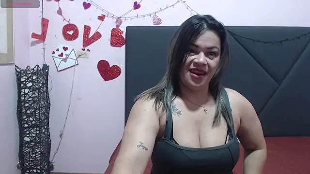 pamela echeverria online show from 1, 4, 2026