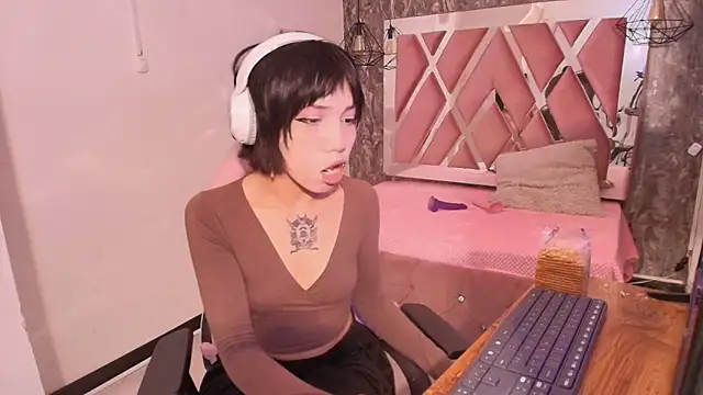 Terraelowen online show from 3, 10, 2025