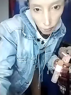 Snapshot of catrina_love chatting on 9, 10, 2025 catrina love online show from 9, 10, 2025