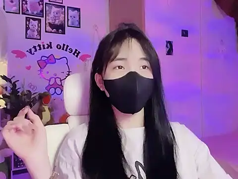 keelinnn19 online show from 8, 10, 2025