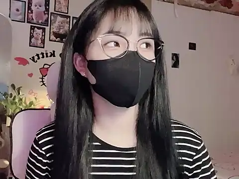 keelinnn19 online show from 5, 12, 2025