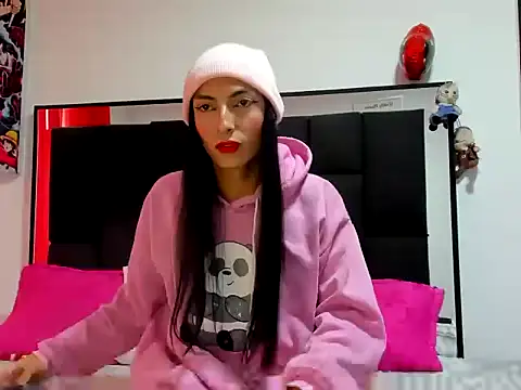 Snapshot of xamila_muaa chatting on 13, 11, 2025 xamila muaa online show from 13, 11, 2025