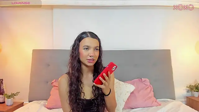 Luna Claire online show from 20, 11, 2025