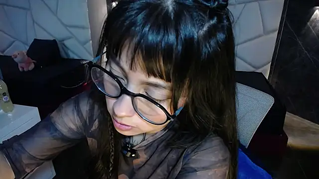 sophiaa 7 online show from 2, 3, 2026