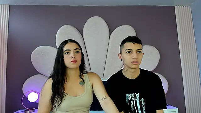 NickandAbby  online show from 9, 11, 2025