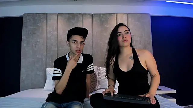 NickandAbby  online show from 10, 3, 2026