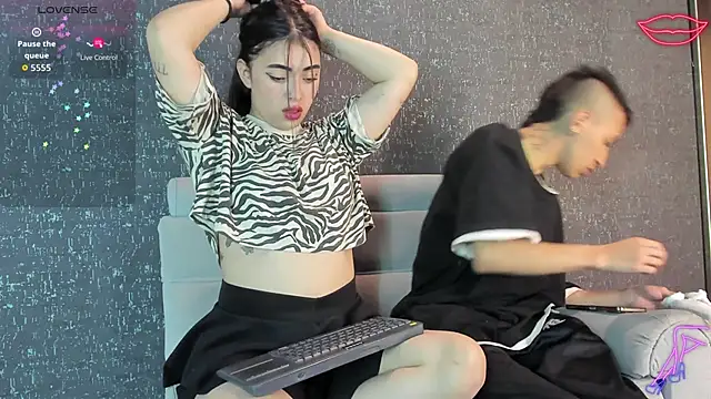 NickandAbby  online show from 24, 9, 2025