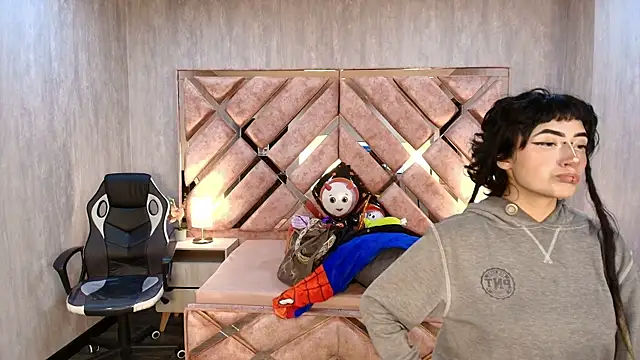 Babyyrasta666 online show from 23, 10, 2025