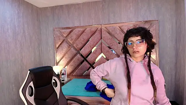 Babyyrasta666 online show from 25, 11, 2025