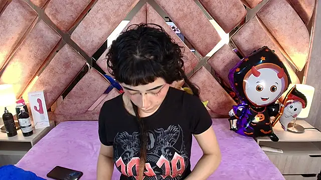 Babyyrasta666 online show from 8, 10, 2025