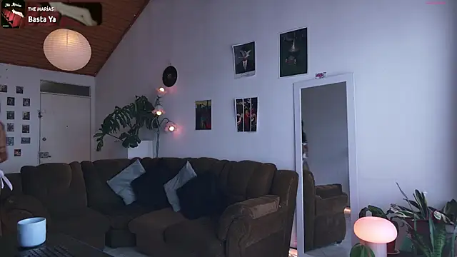 Nathaliakyte online show from 26, 11, 2025