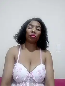 Snapshot of SEXYMOANSXX chatting on 29, 9, 2025 SEXYMOANSXX online show from 29, 9, 2025