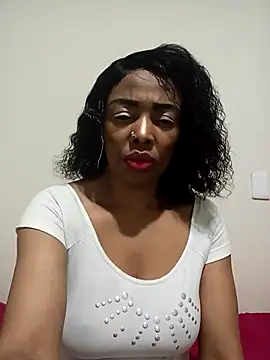 Snapshot of SEXYMOANSXX chatting on 12, 11, 2025 SEXYMOANSXX online show from 12, 11, 2025