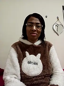 SEXYMOANSXX online show from 25, 4, 2026
