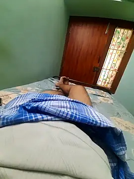 Loverboyjillu online show from 5, 4, 2026