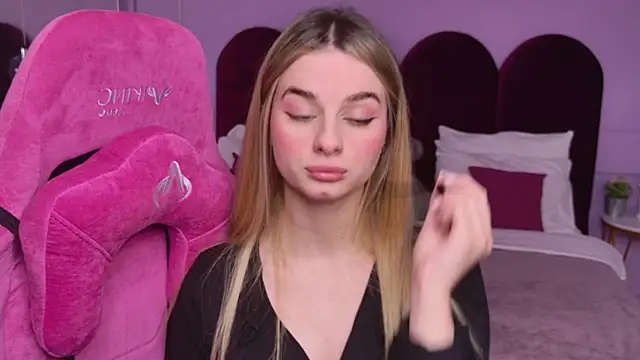 SweetyLicky online show from 30, 11, 2025