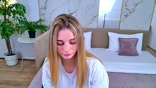 SweetyLicky online show from 10, 3, 2026