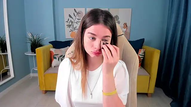 SweetyLicky online show from 24, 9, 2025