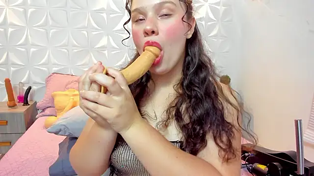 salem cute online show from 16, 2, 2026