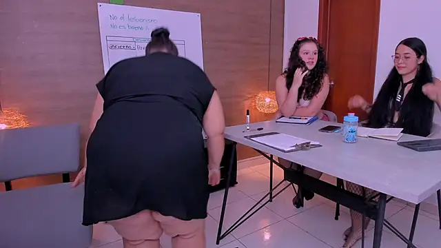 salem cute online show from 15, 11, 2025