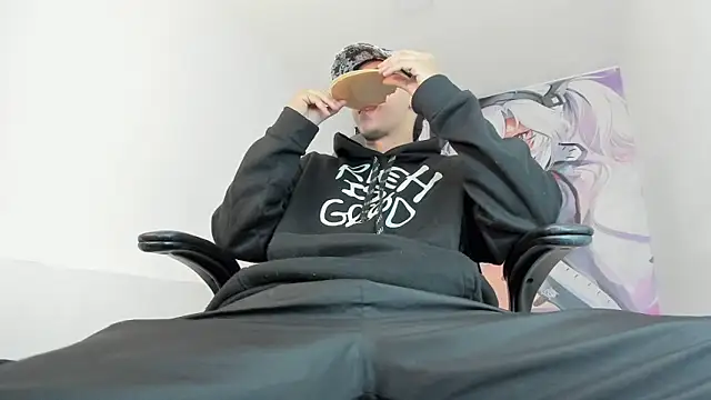 Snapshot of Fran_Boy chatting on 21, 11, 2025 Fran Boy online show from 21, 11, 2025