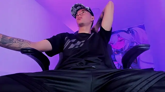 Snapshot of Fran_Boy chatting on 11, 9, 2025 Fran Boy online show from 11, 9, 2025