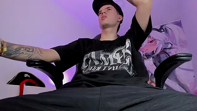 Snapshot of Fran_Boy chatting on 15, 10, 2025 Fran Boy online show from 15, 10, 2025