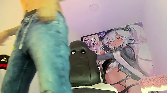 Snapshot of Fran_Boy chatting on 21, 10, 2025 Fran Boy online show from 21, 10, 2025