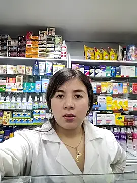 Sophie del Castillo online show from 5, 11, 2025