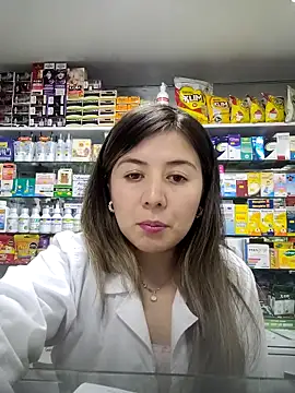 Sophie del Castillo online show from 2, 12, 2025