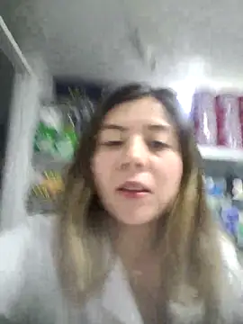 Sophie del Castillo online show from 3, 12, 2025