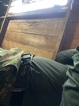 Snapshot of Alabestia12 chatting on 3, 12, 2025 Alabestia12 online show from 3, 12, 2025