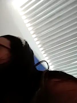 Eva degil online show from 11, 2, 2026