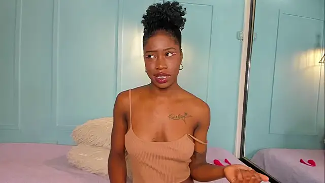 MichellePose online show from 13, 11, 2025