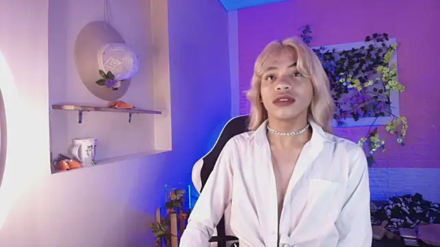 Katy bratz  online show from 14, 9, 2025