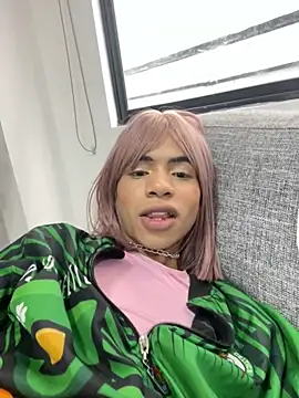 Katy bratz  online show from 29, 10, 2025