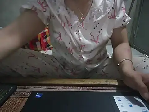 Xue weng online show from 7, 6, 2026