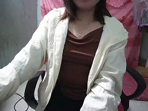 Snapshot of Xue_weng chatting on 26, 11, 2025 Xue weng online show from 26, 11, 2025