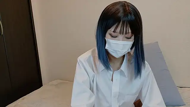 sarina at online show from 22, 3, 2026