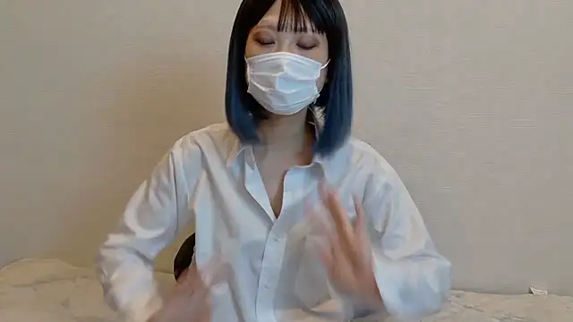 sarina at online show from 22, 9, 2025