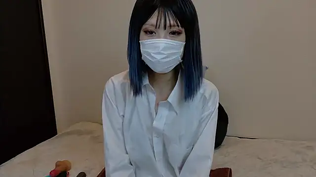 sarina at online show from 14, 10, 2025