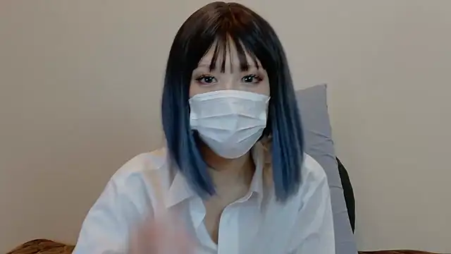 sarina at online show from 2, 12, 2025