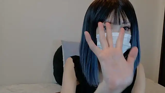 sarina at online show from 18, 2, 2026