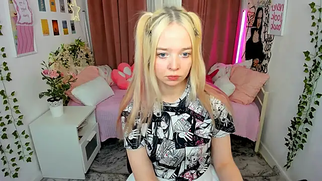 Snapshot of BellaMontgomery chatting on 7, 2, 2026 BellaMontgomery online show from 7, 2, 2026