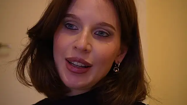 ellaa91 online show from 17, 6, 2026